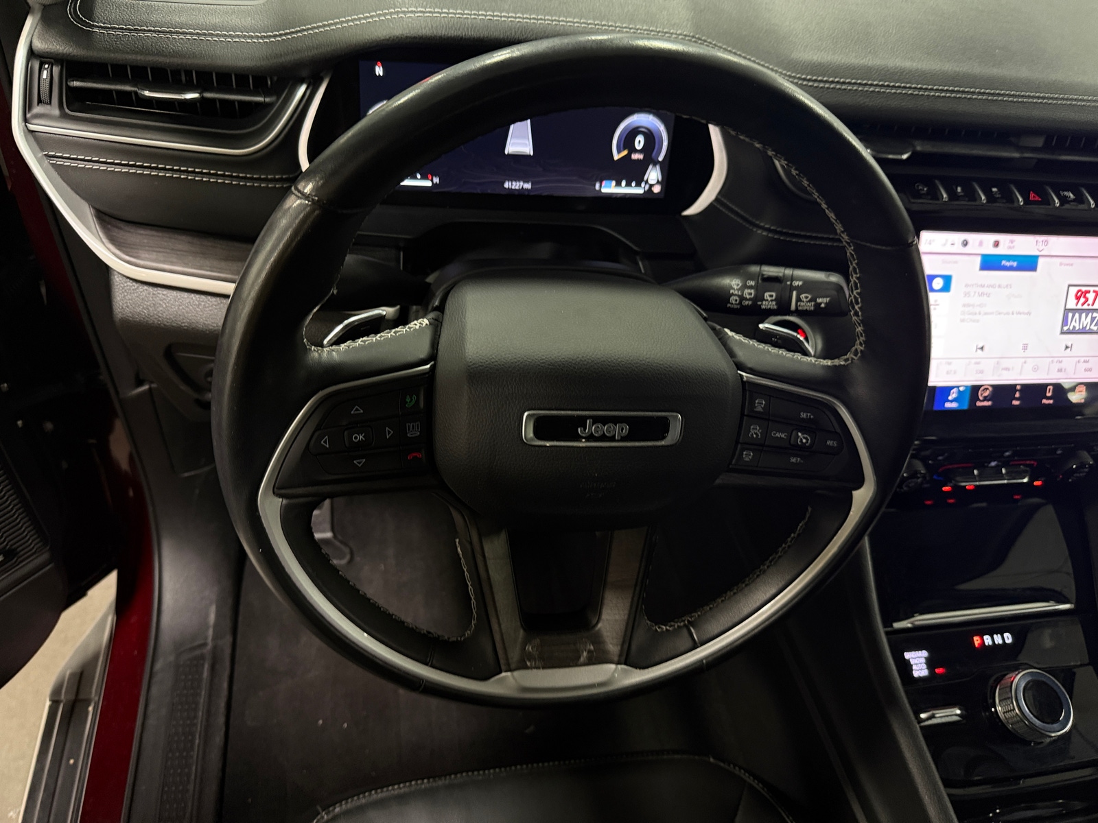 Thumbnail: 2022 Jeep Grand Cherokee L - 4