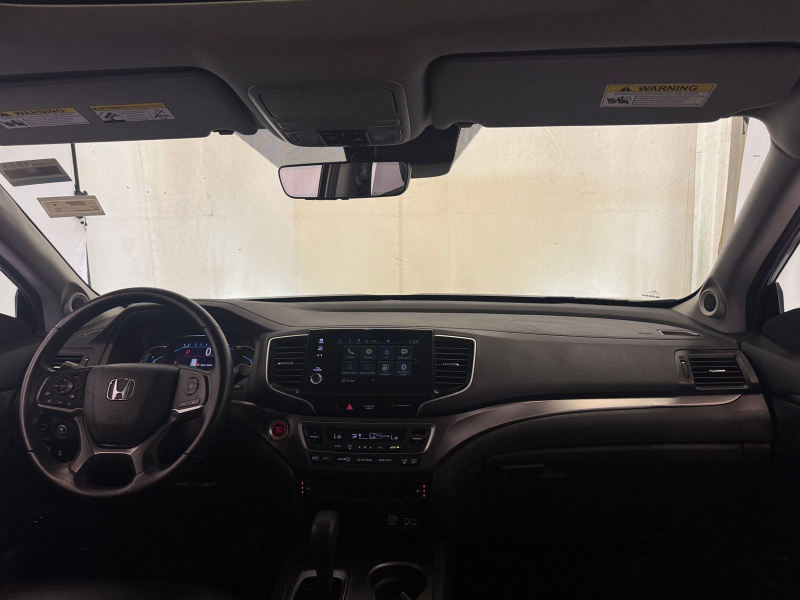 Thumbnail: 2020 Honda Pilot - 2
