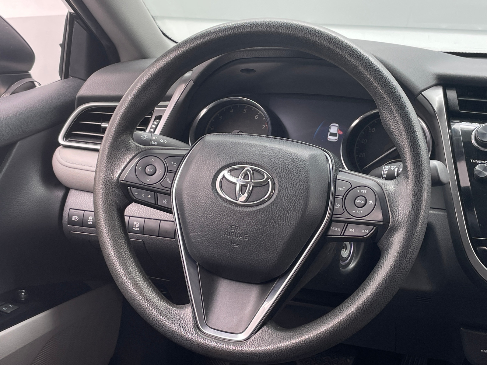 Thumbnail: 2020 Toyota Camry - 5