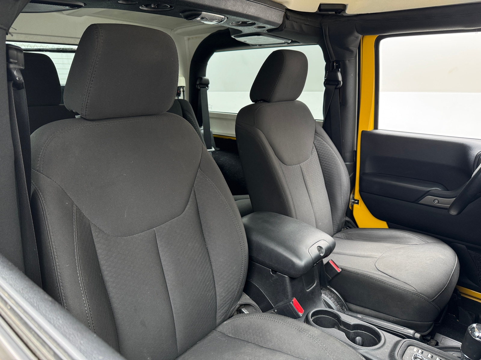 Thumbnail: 2015 Jeep Wrangler - 2