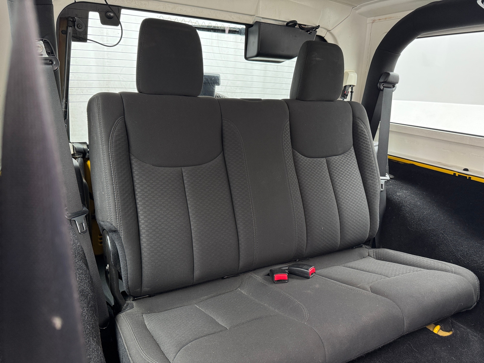 Thumbnail: 2015 Jeep Wrangler - 6