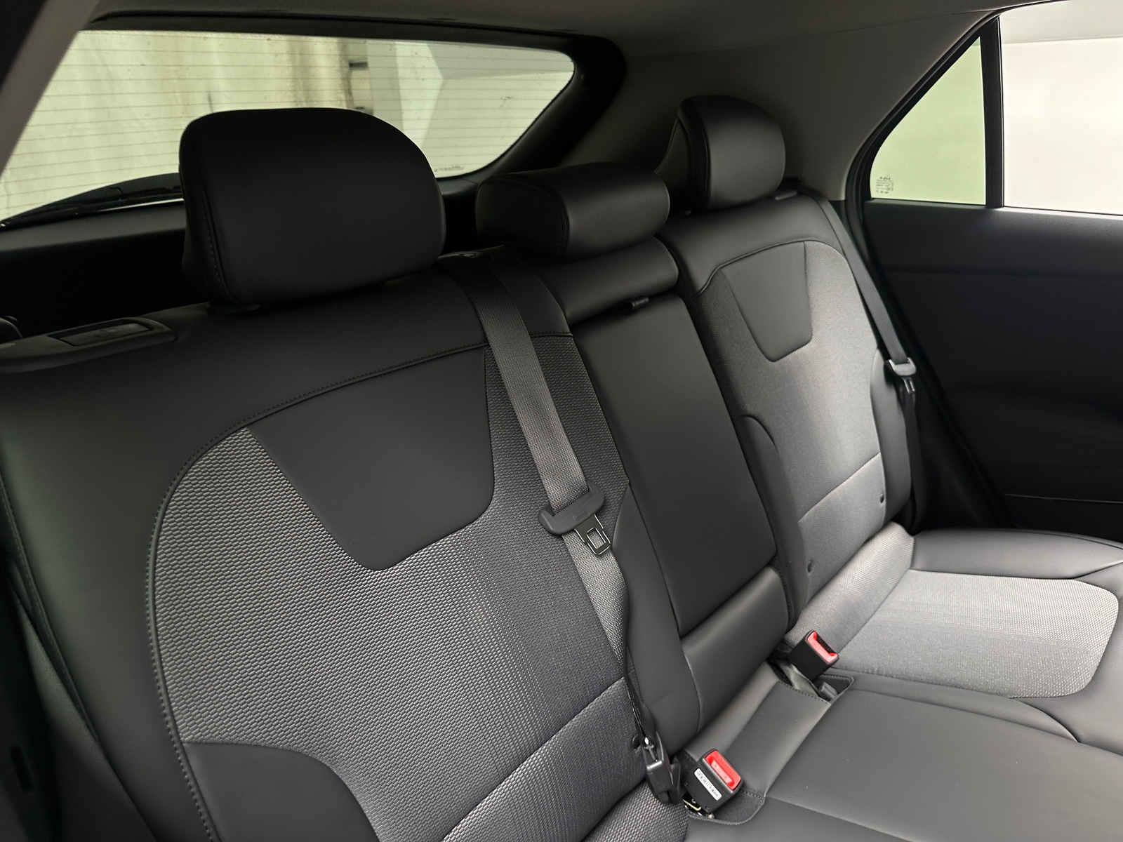 Thumbnail: 2024 Kia Niro - 5