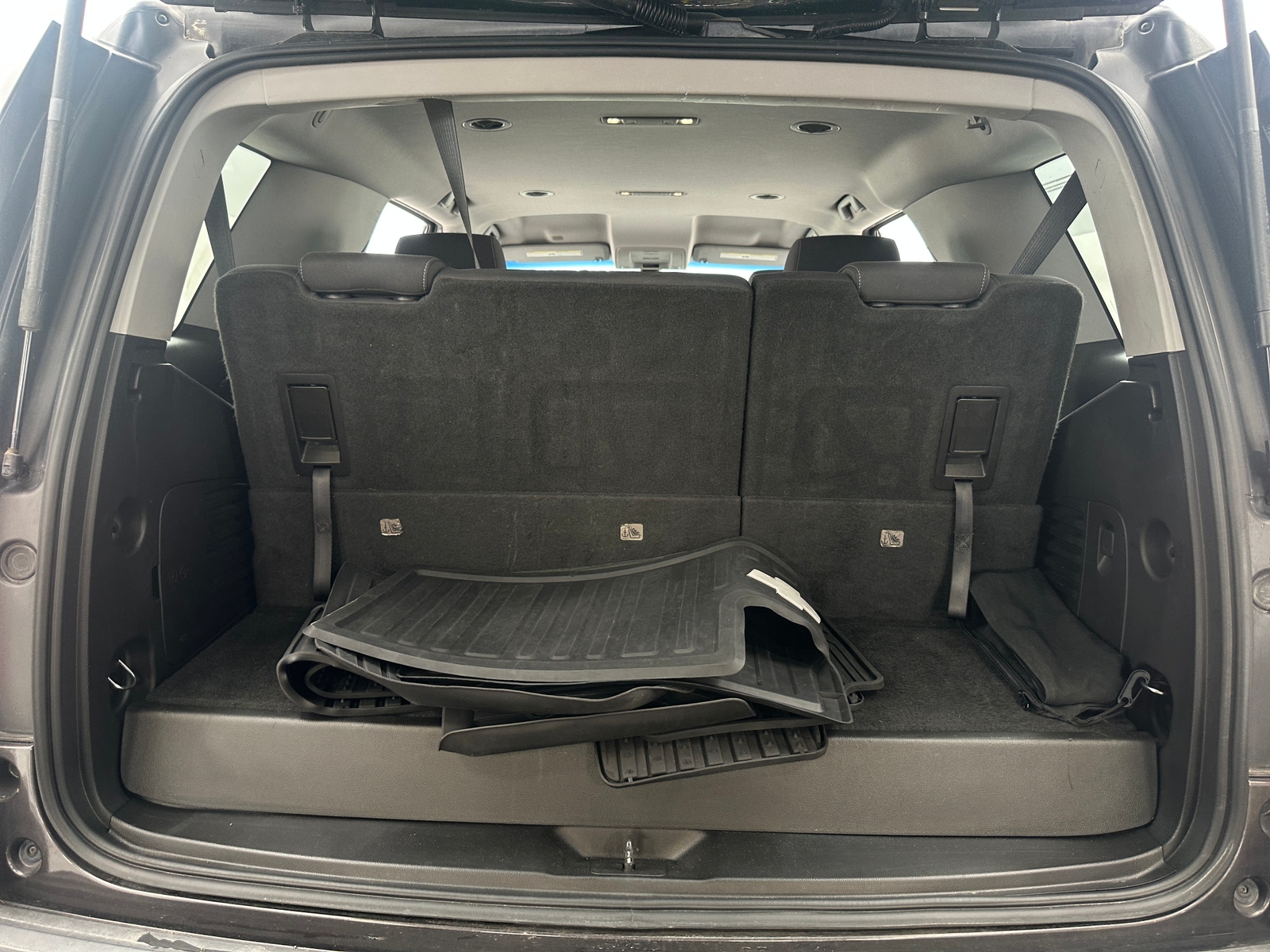 Thumbnail: 2018 Chevrolet Tahoe - 7