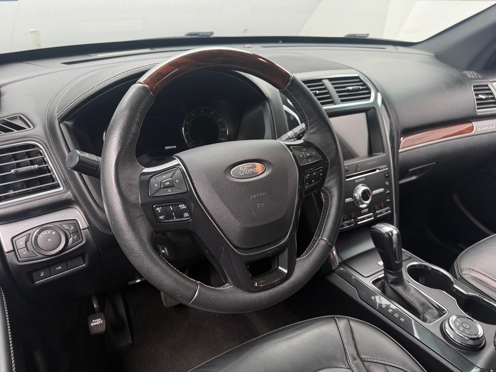Thumbnail: 2018 Ford Explorer - 4