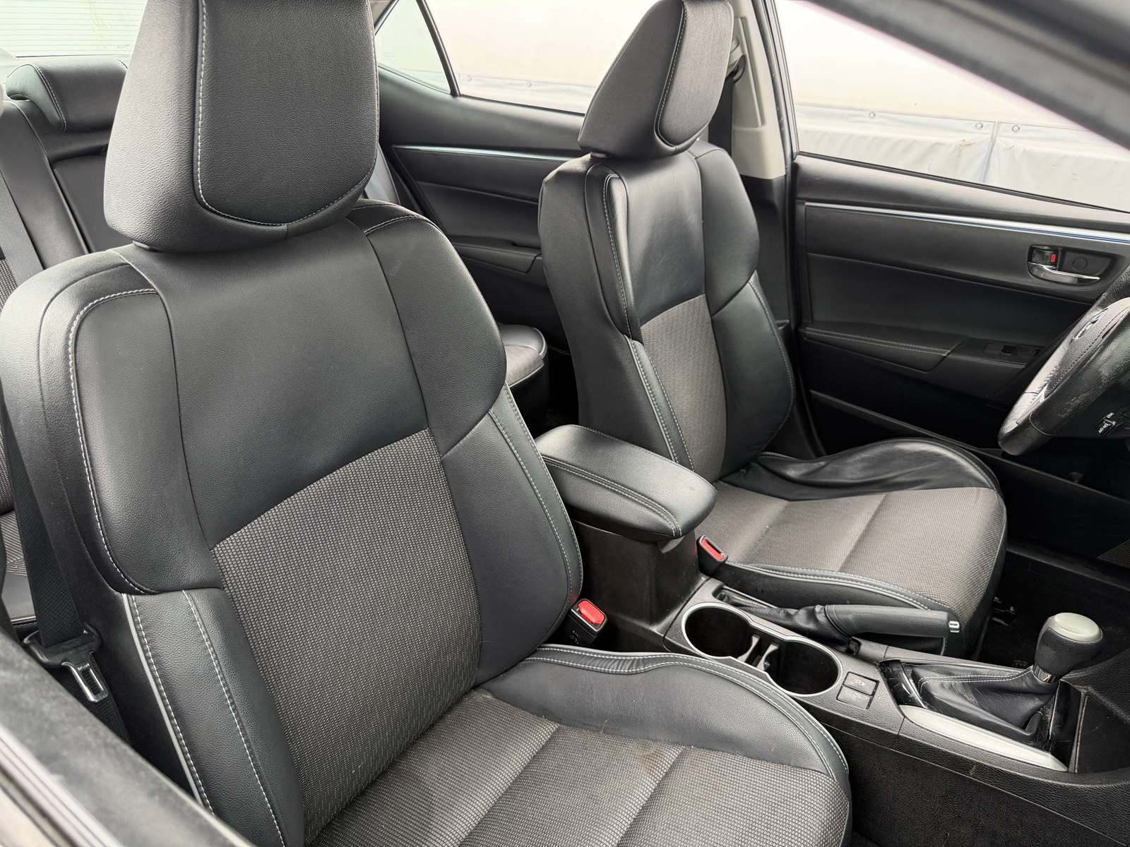 Thumbnail: 2016 Toyota Corolla - 2