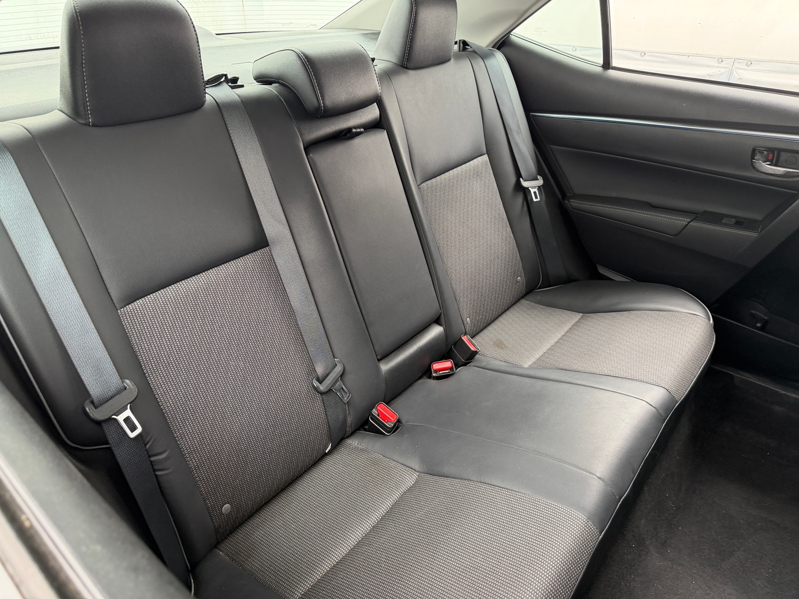 Thumbnail: 2016 Toyota Corolla - 6