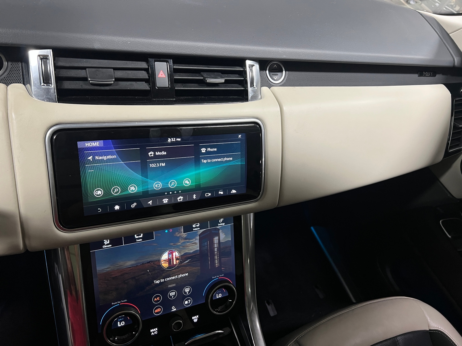 Thumbnail: 2022 Land Rover Range Rover Sport - 3