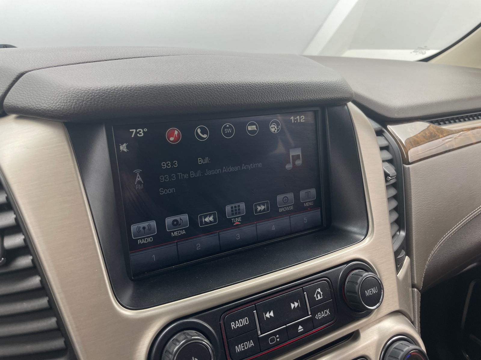 Thumbnail: 2016 GMC Yukon - 3