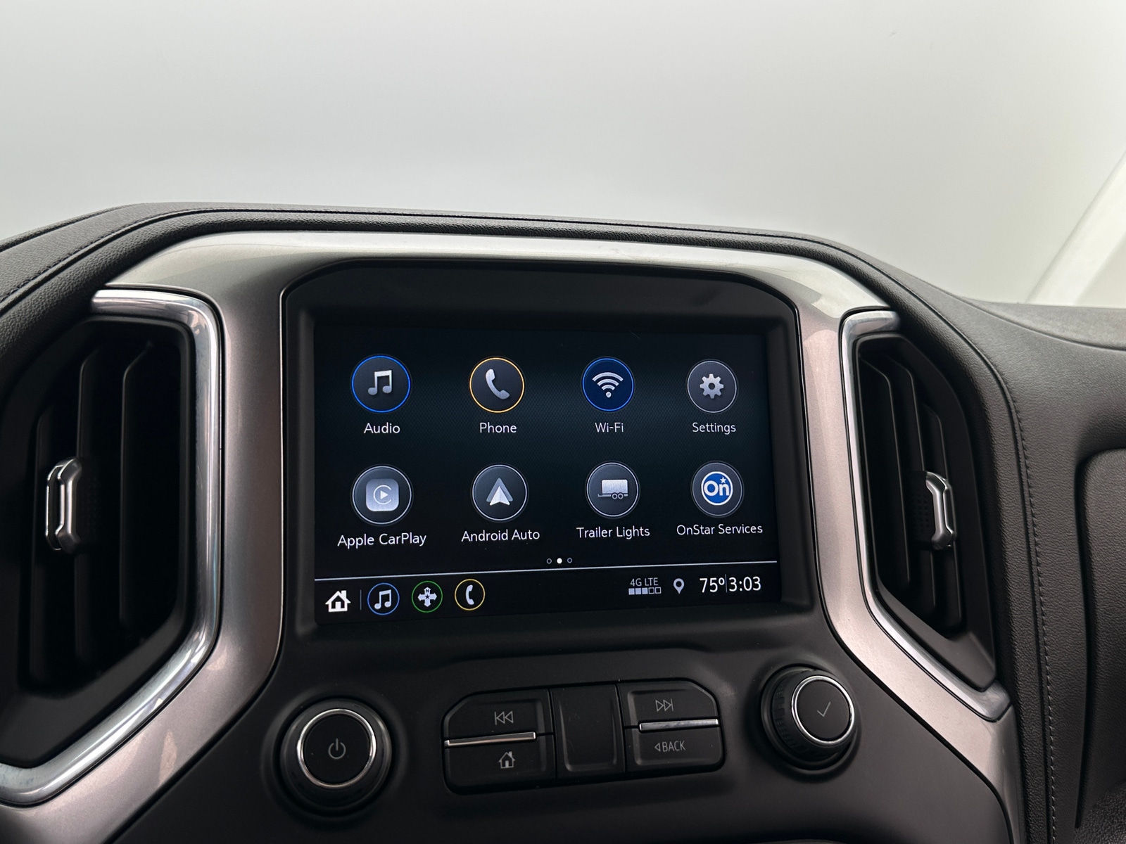 Thumbnail: 2022 Chevrolet Silverado 1500 - 4