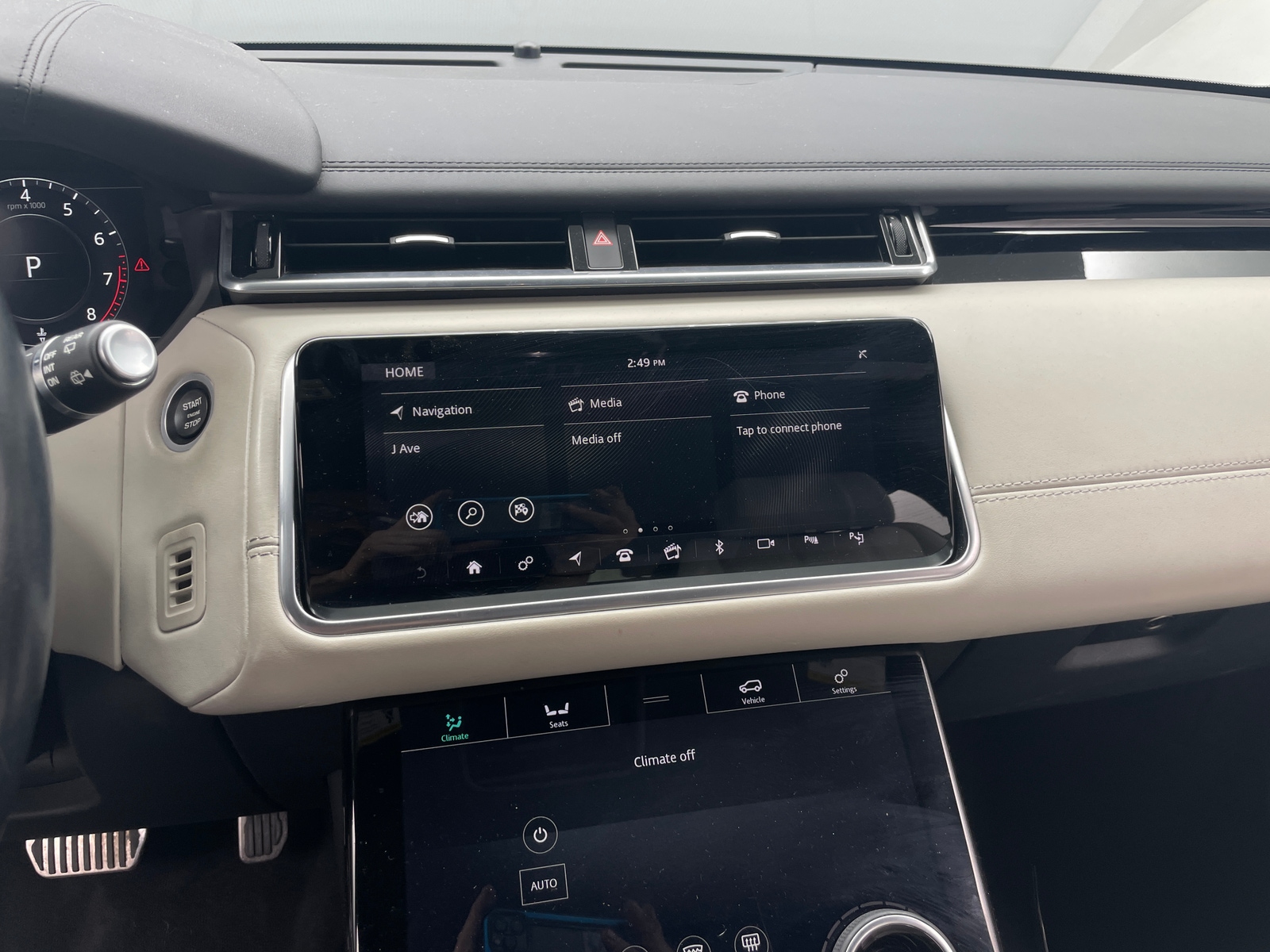 Thumbnail: 2018 Land Rover Range Rover Velar - 4