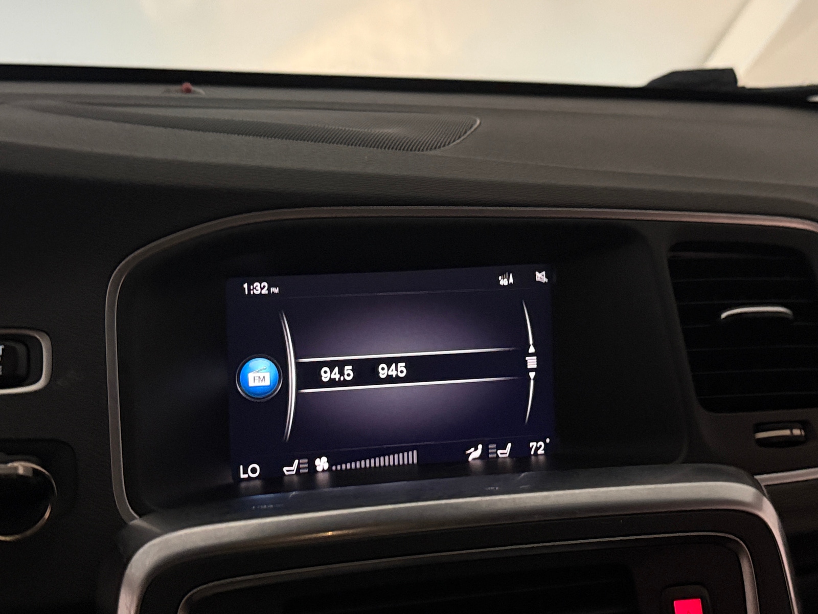 Thumbnail: 2018 Volvo S60 - 3