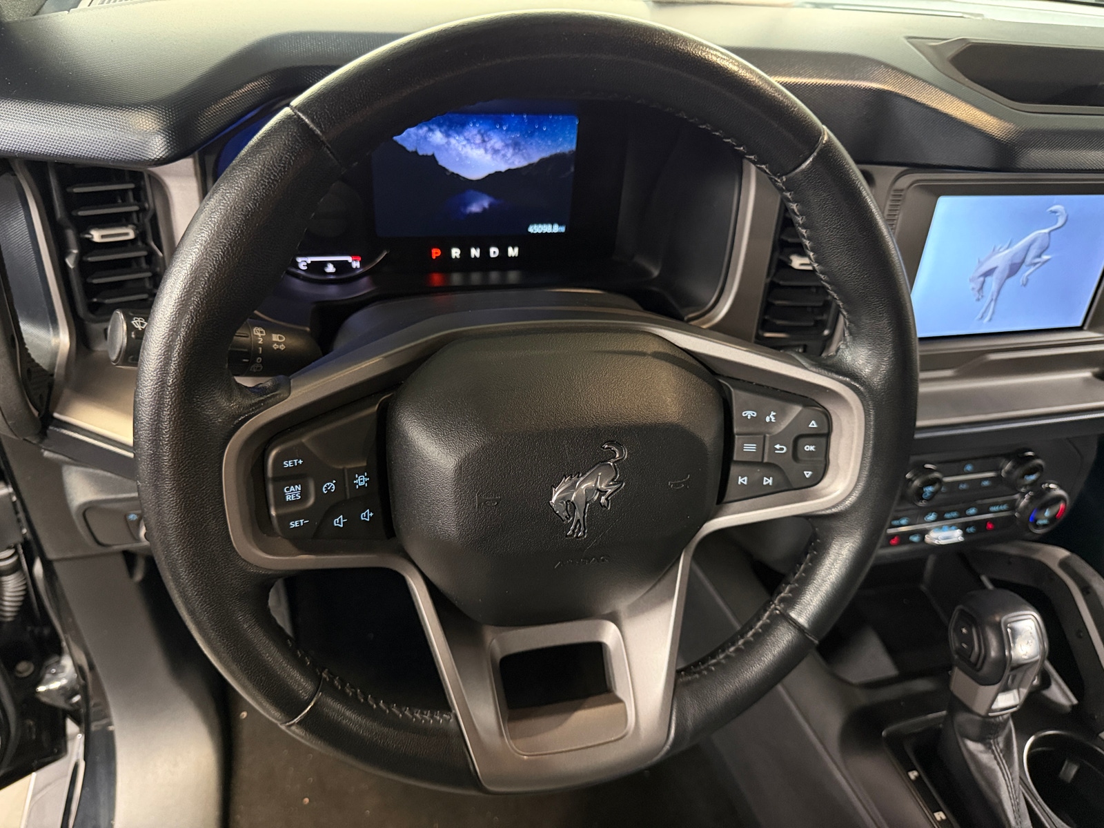 Thumbnail: 2022 Ford Bronco - 5