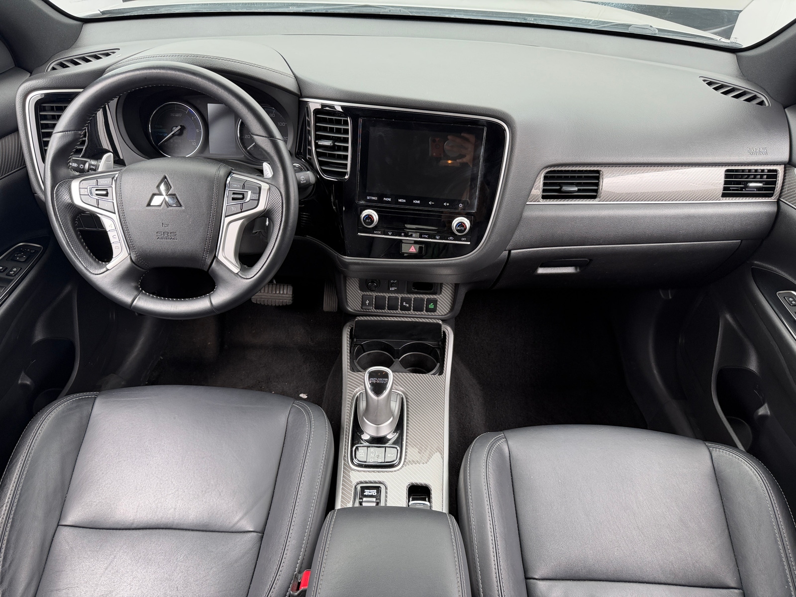 Thumbnail: 2022 Mitsubishi Outlander - 2