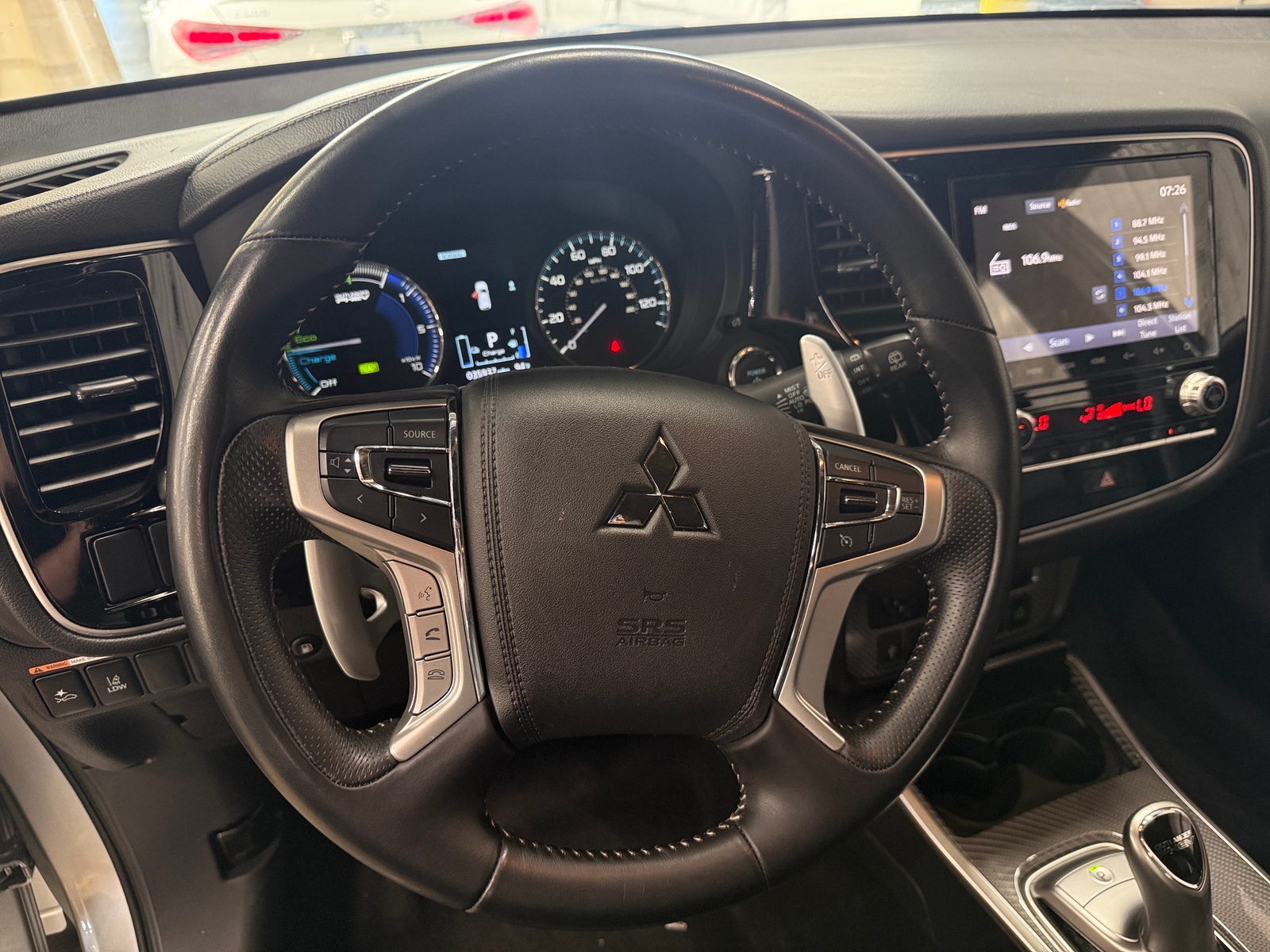 Thumbnail: 2022 Mitsubishi Outlander - 4