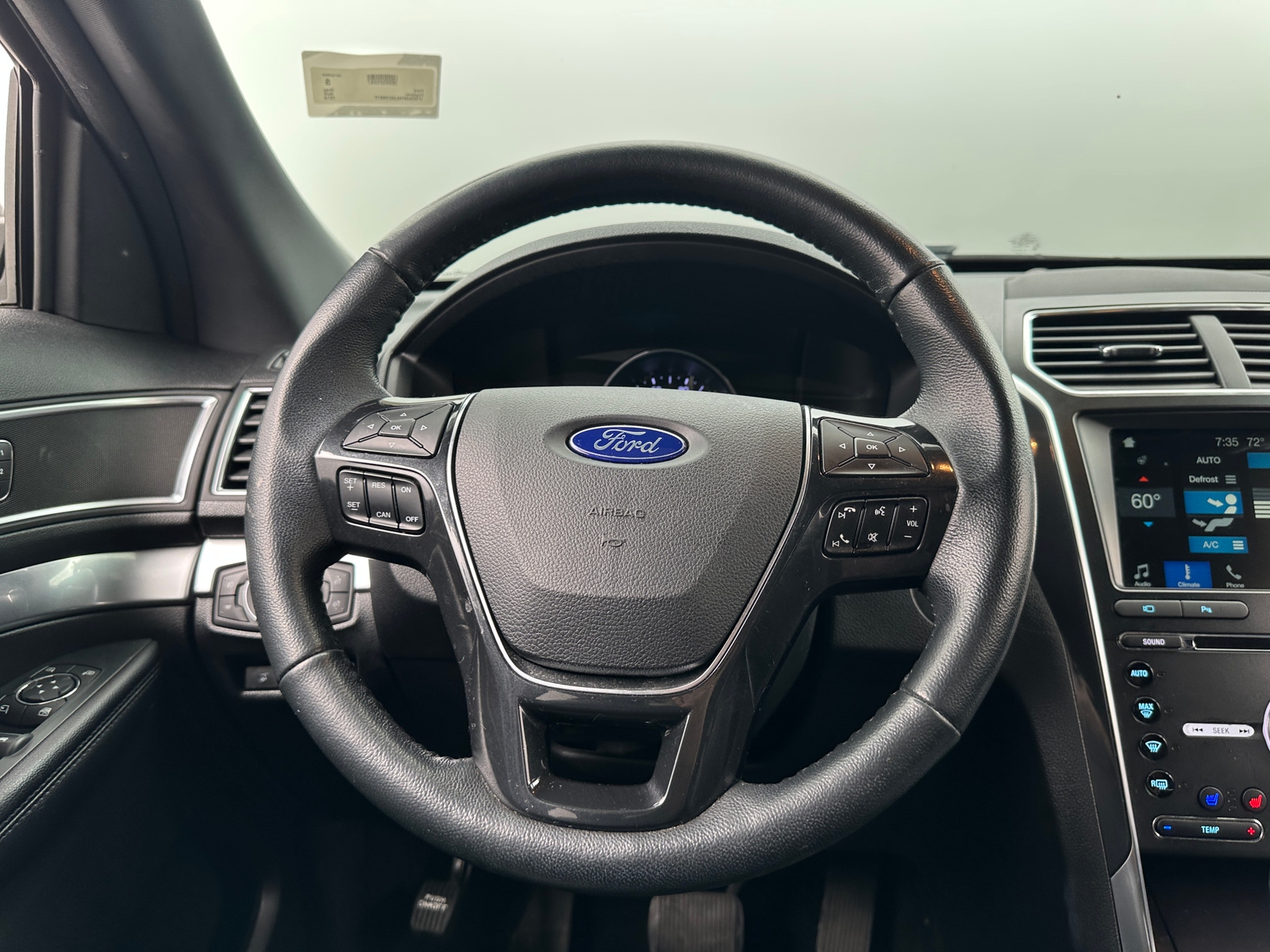 Thumbnail: 2018 Ford Explorer - 4