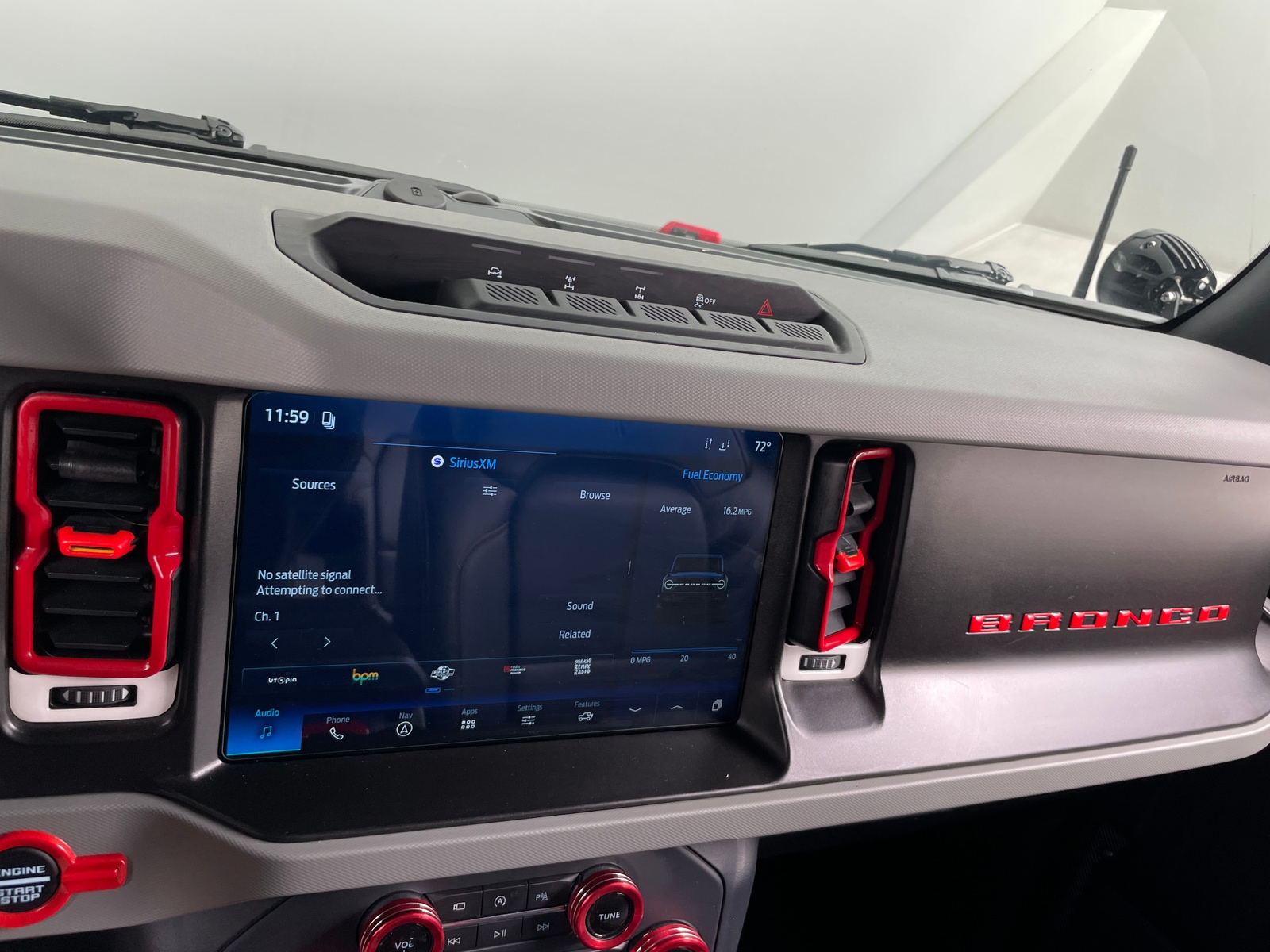 Thumbnail: 2022 Ford Bronco - 3