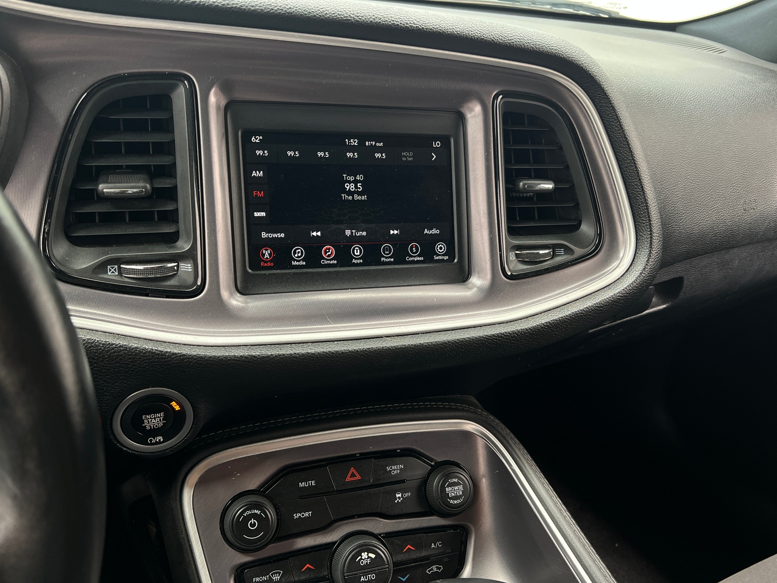 Thumbnail: 2019 Dodge Challenger - 3