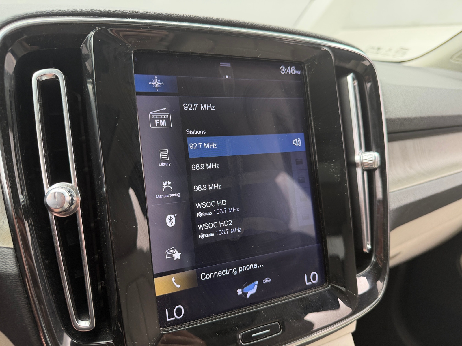 Thumbnail: 2020 Volvo XC40 - 3