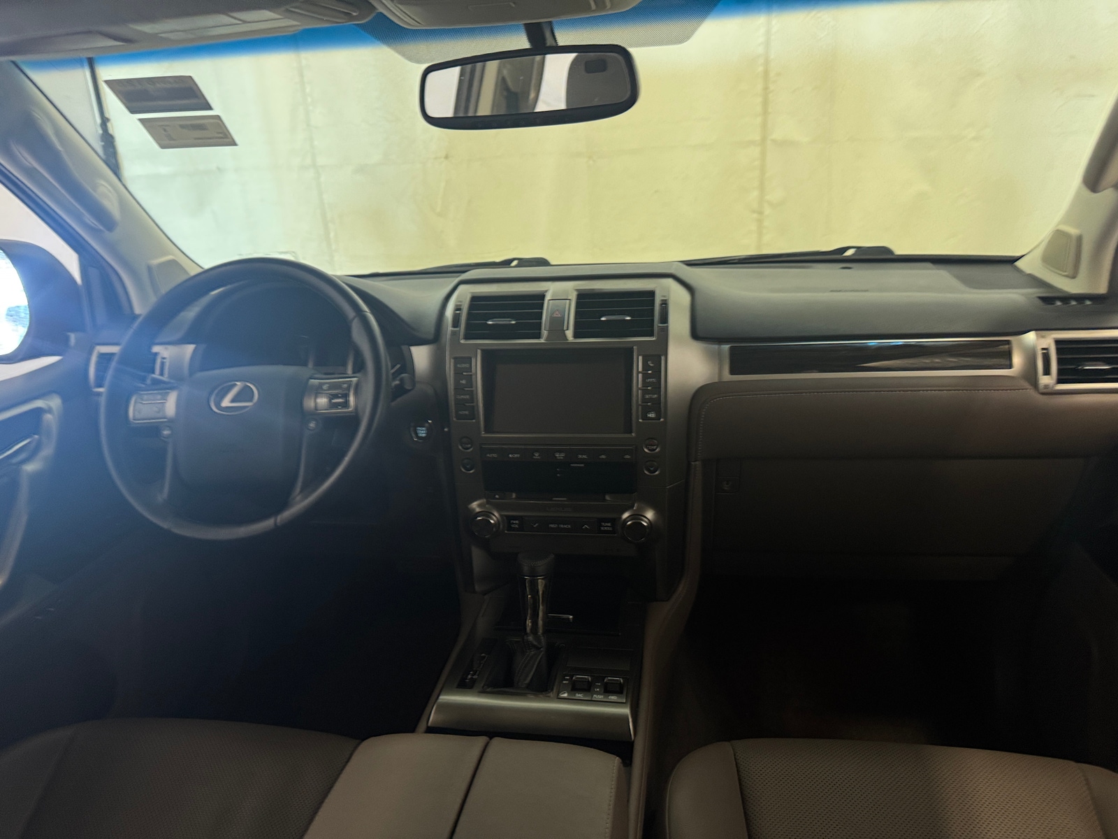 Thumbnail: 2016 Lexus GX - 2