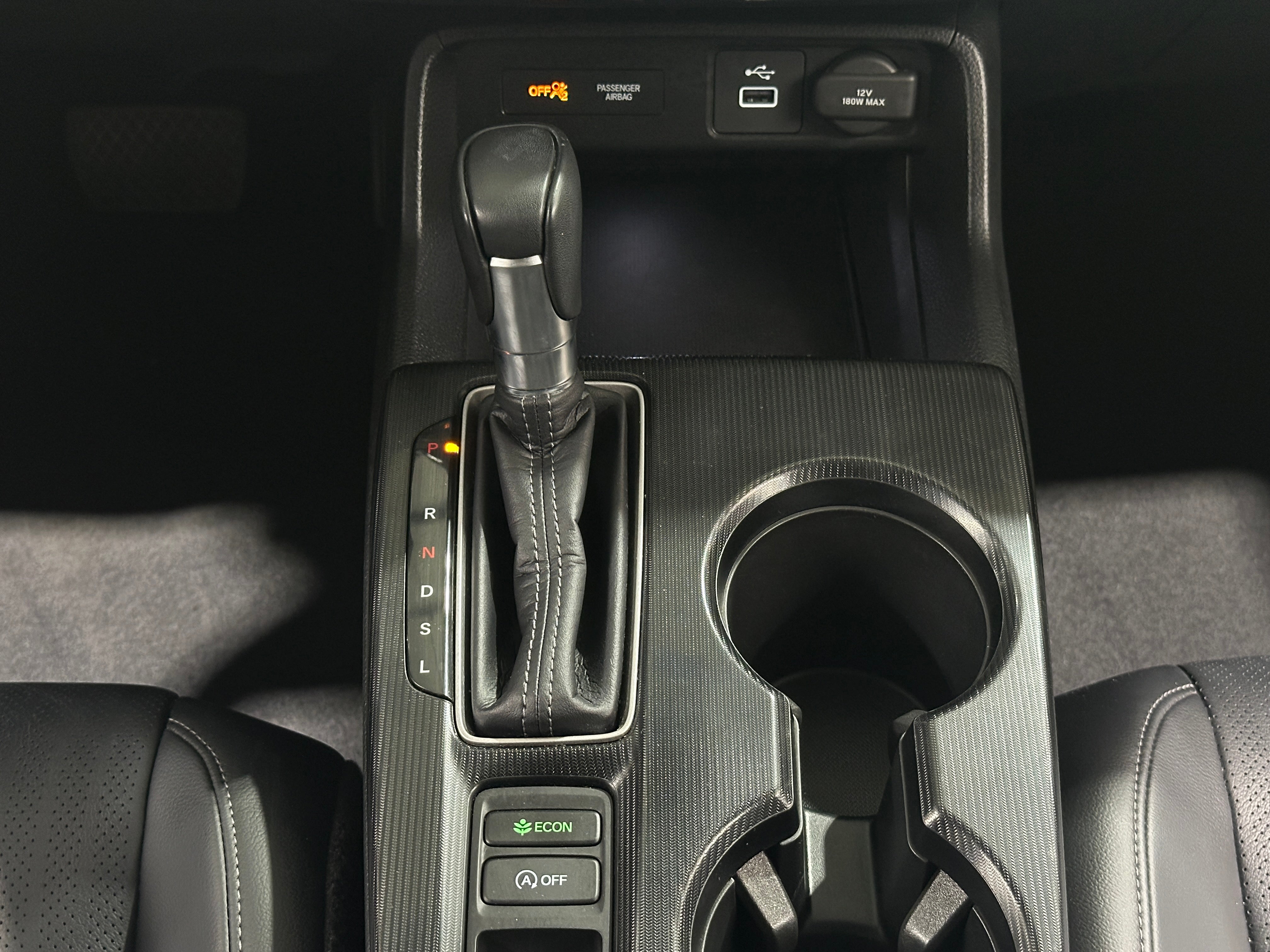 2023 Honda Civic Hatchback EX-L - Photo 6