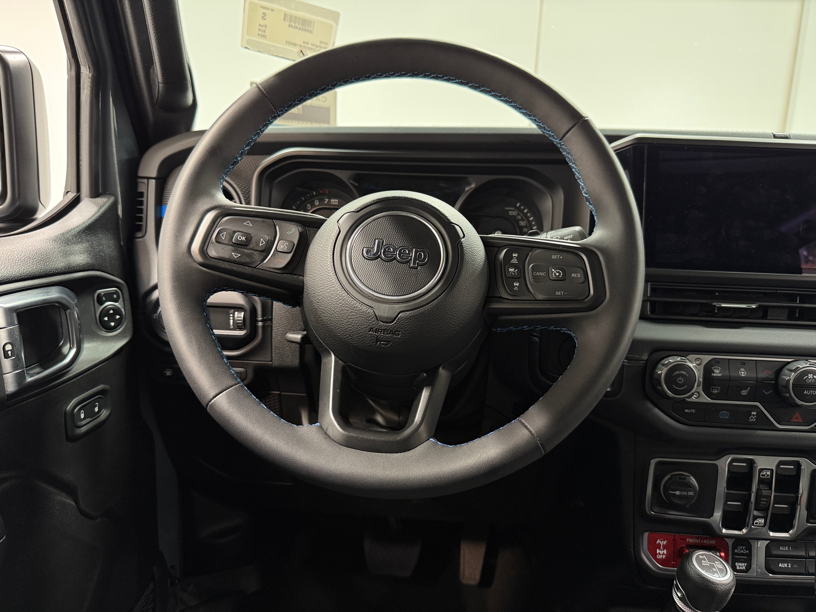 Thumbnail: 2024 Jeep Wrangler - 5