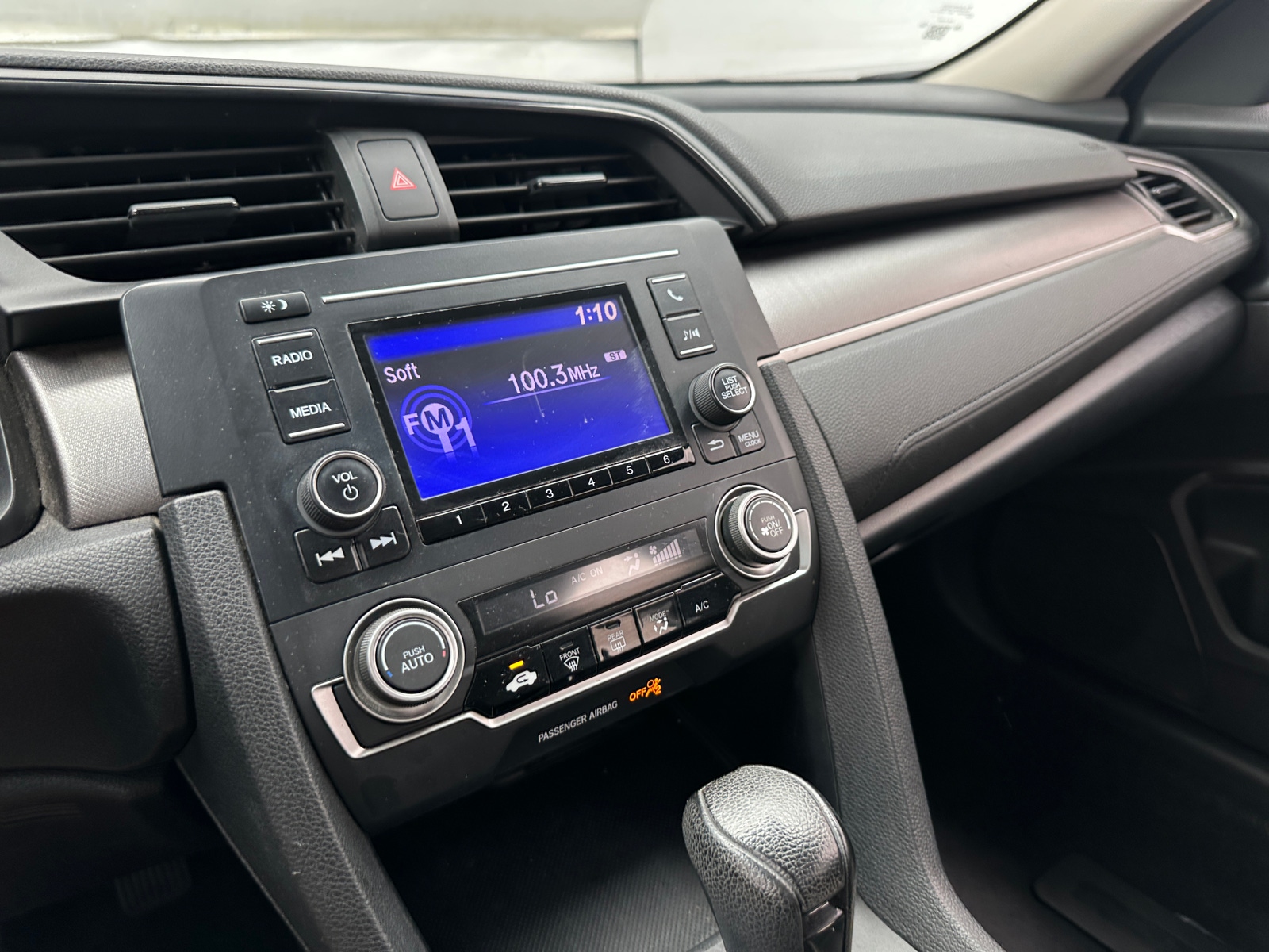 Thumbnail: 2017 Honda Civic - 4