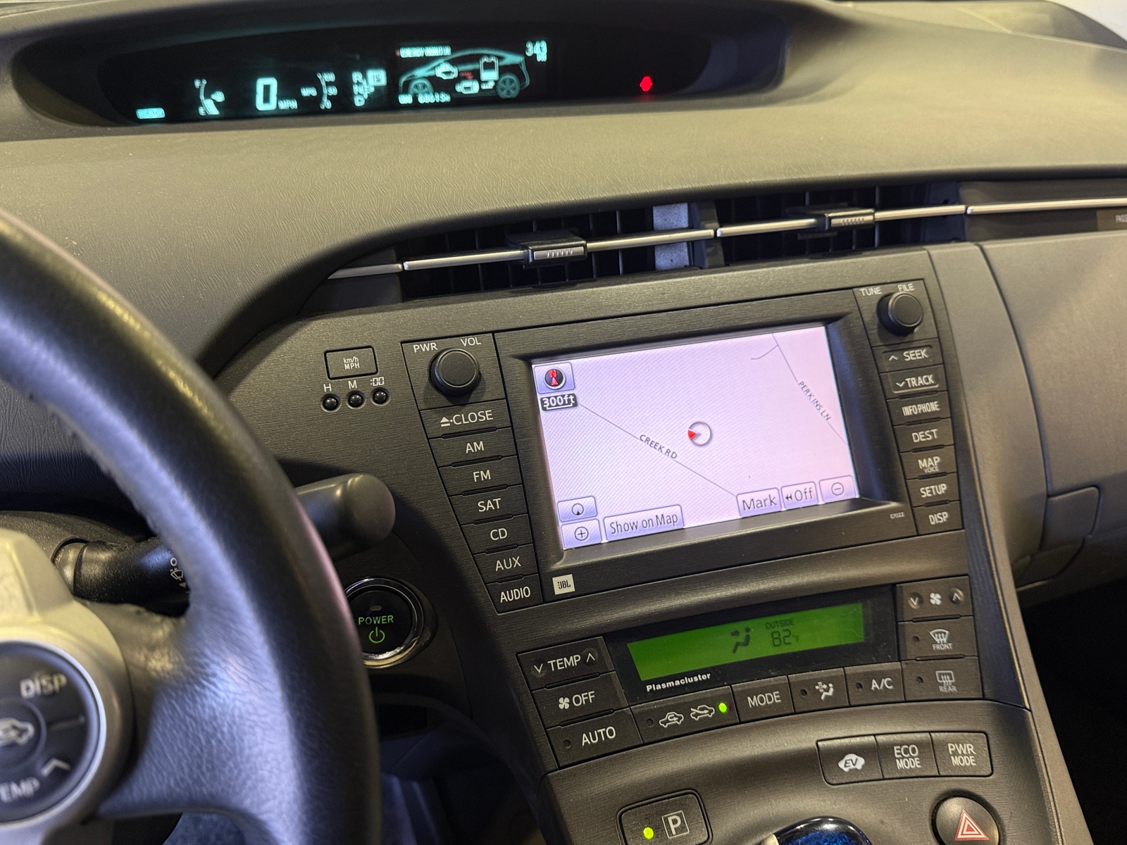 Thumbnail: 2010 Toyota Prius - 3