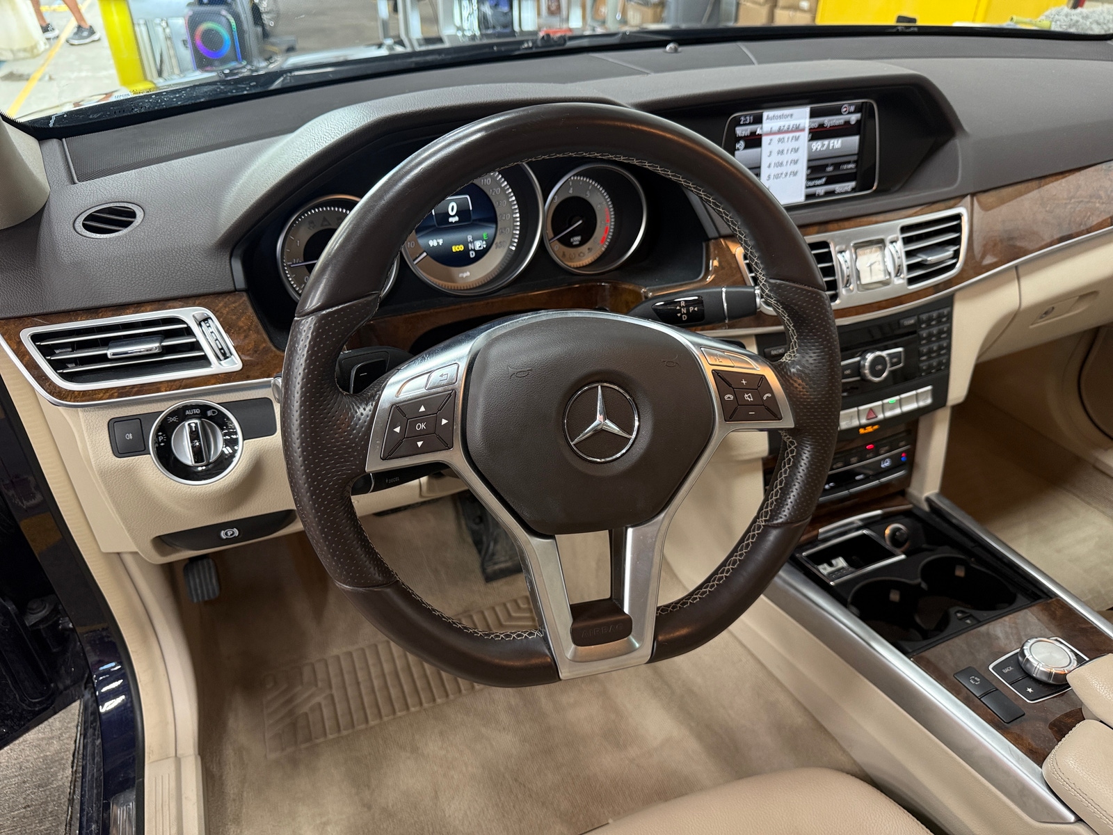 Thumbnail: 2014 Mercedes-Benz E-Class - 4