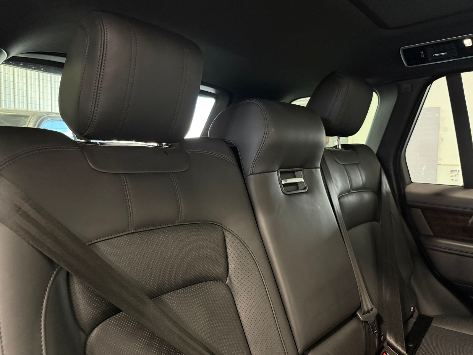 Thumbnail: 2022 Land Rover Range Rover - 5