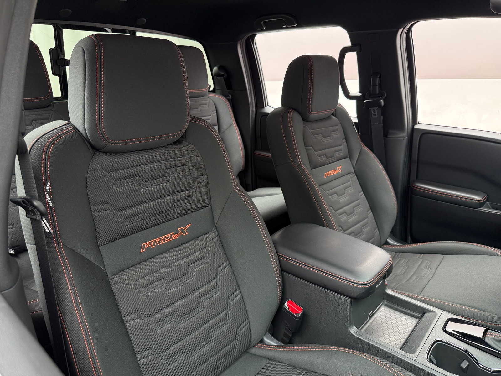 Thumbnail: 2025 Nissan Frontier - 2