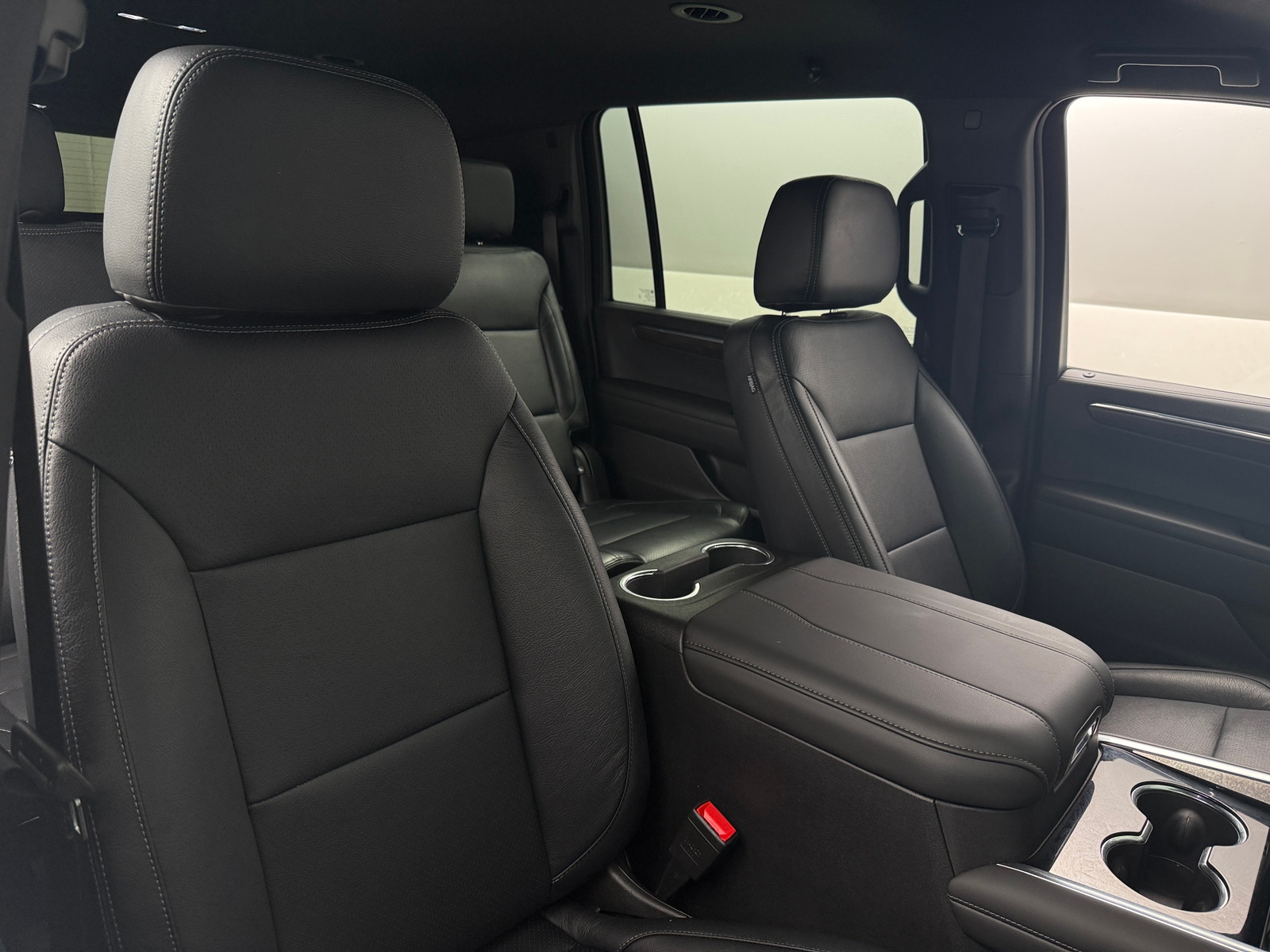 Thumbnail: 2026 Chevrolet Suburban - 2