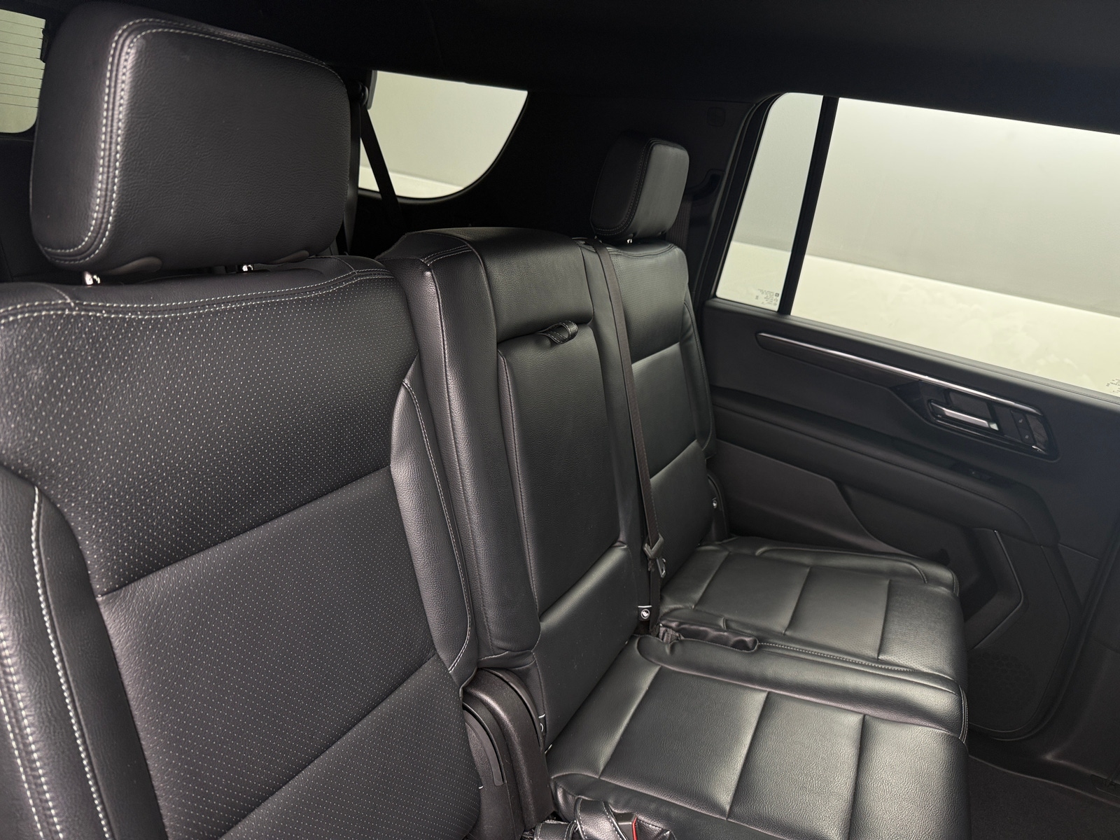 Thumbnail: 2026 Chevrolet Suburban - 6