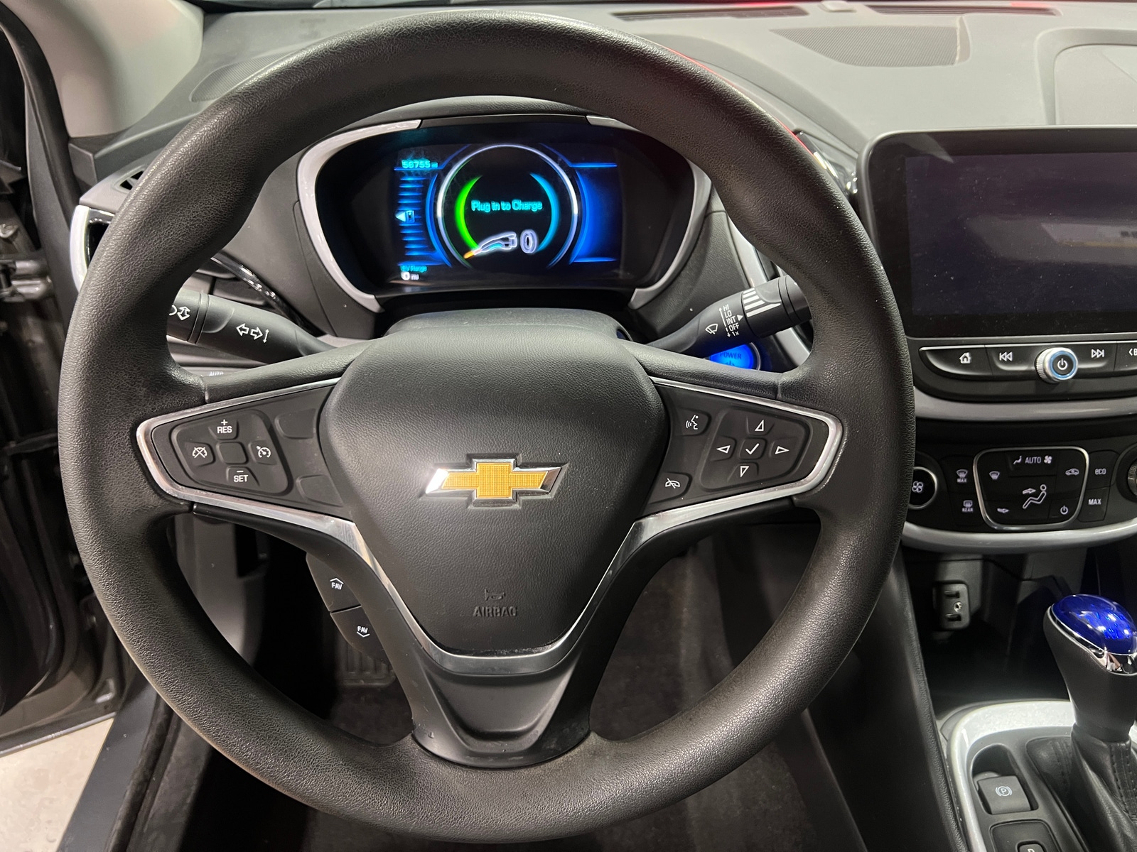 Thumbnail: 2018 Chevrolet Volt - 5