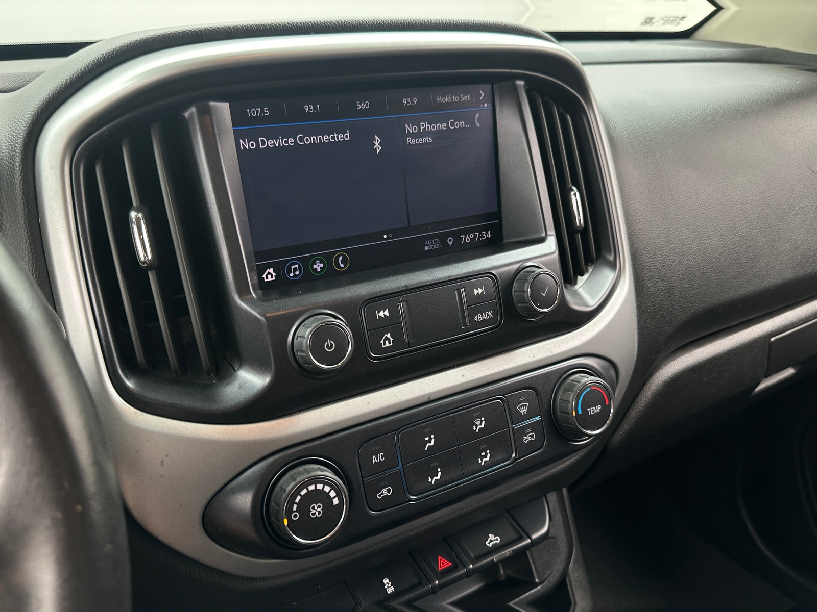 Thumbnail: 2021 Chevrolet Colorado - 3