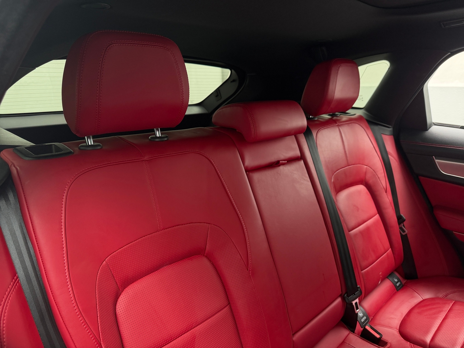 Thumbnail: 2023 Jaguar F-Pace - 6