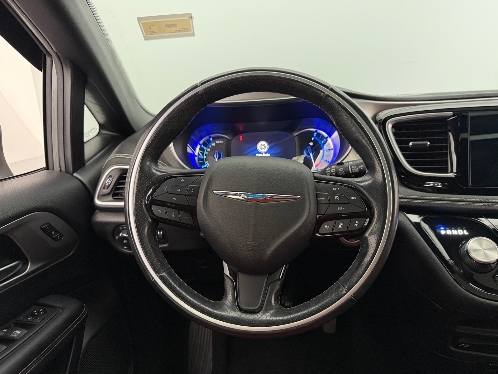 Thumbnail: 2020 Chrysler Pacifica - 4