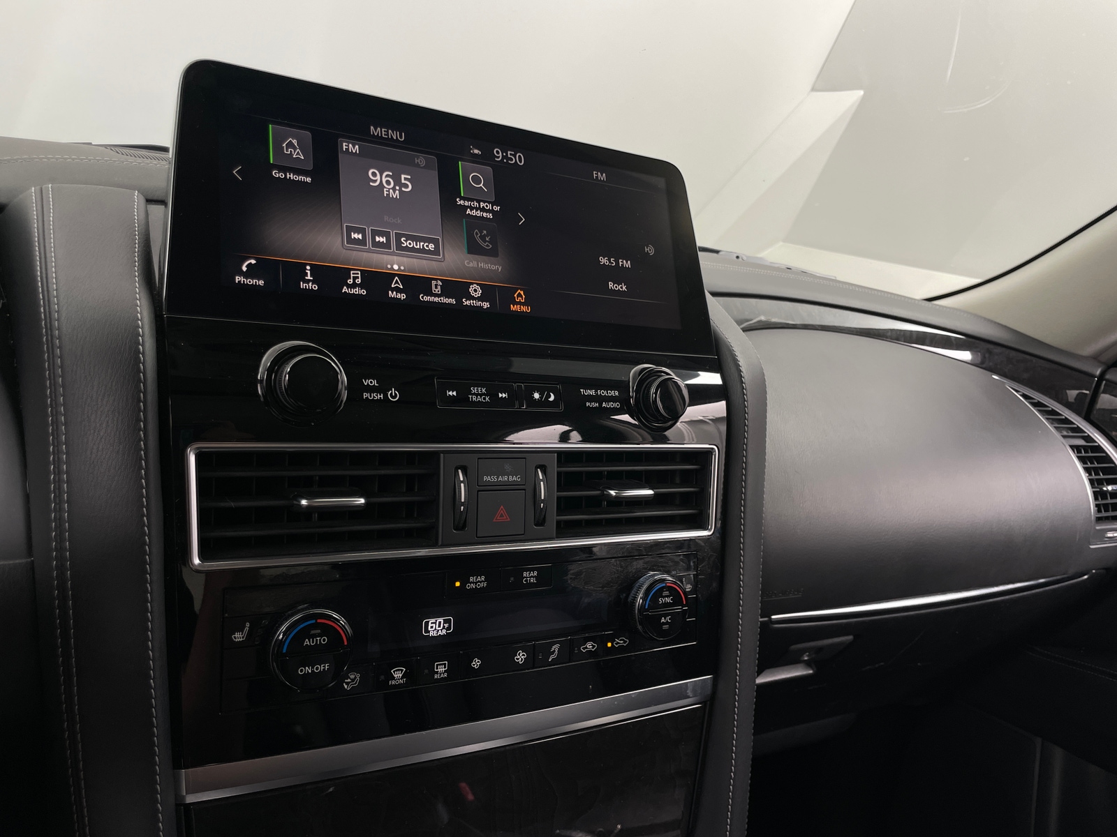 Thumbnail: 2022 INFINITI QX80 - 3