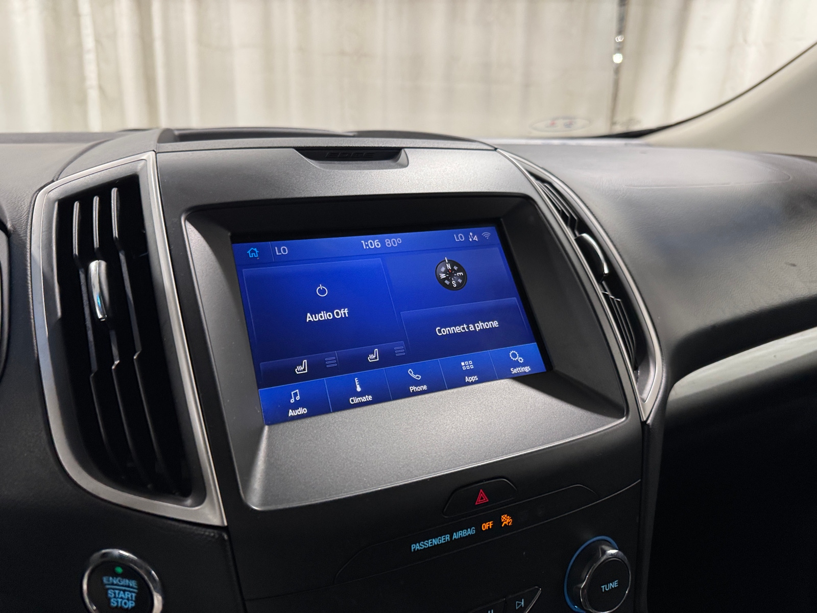 Thumbnail: 2020 Ford Edge - 3
