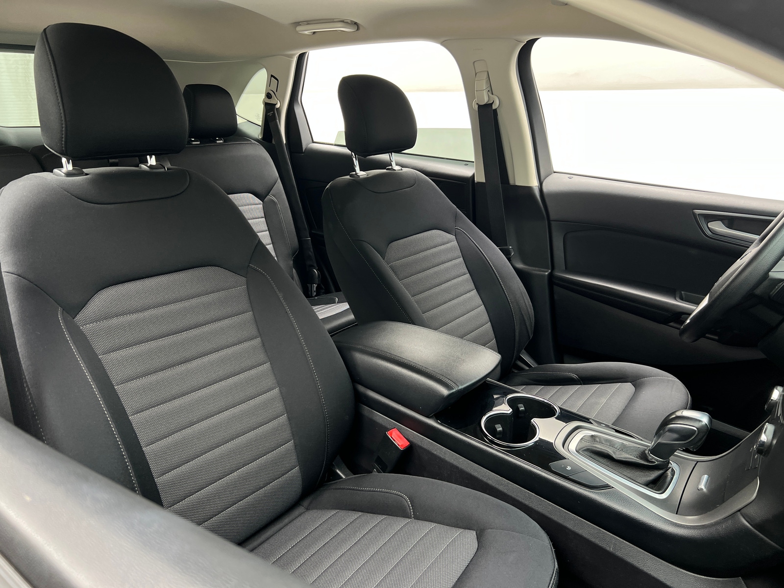 Thumbnail: 2018 Ford Edge - 2