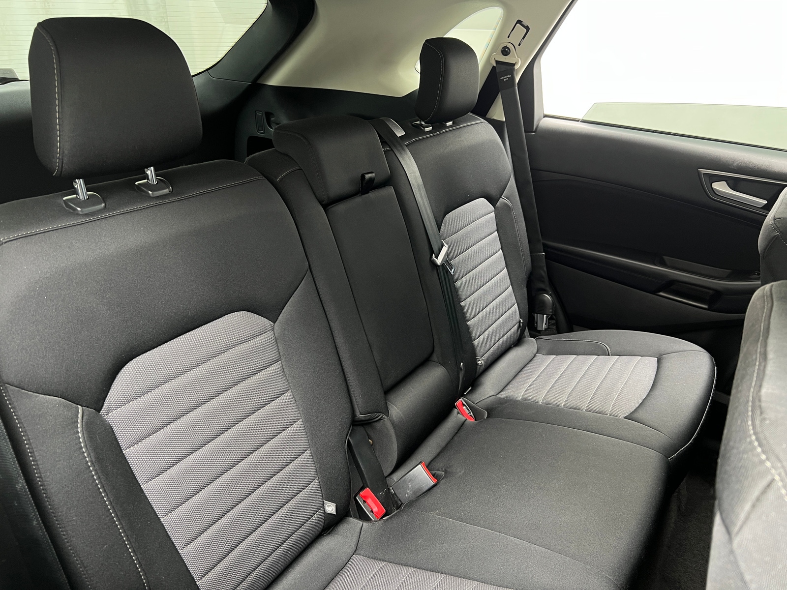 Thumbnail: 2018 Ford Edge - 6