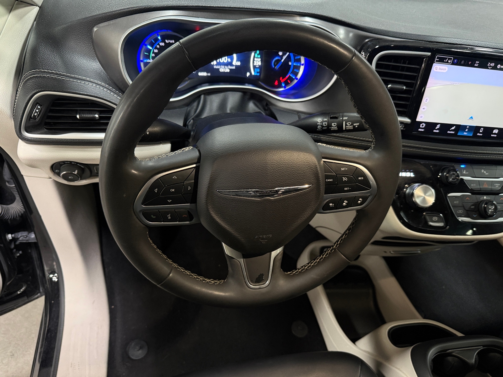 Thumbnail: 2024 Chrysler Pacifica - 4