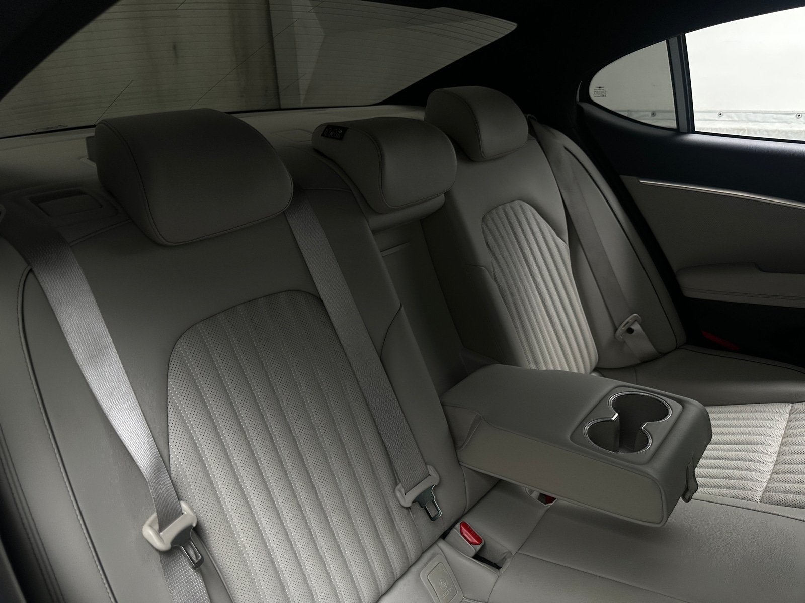Thumbnail: 2022 Genesis G70 - 5