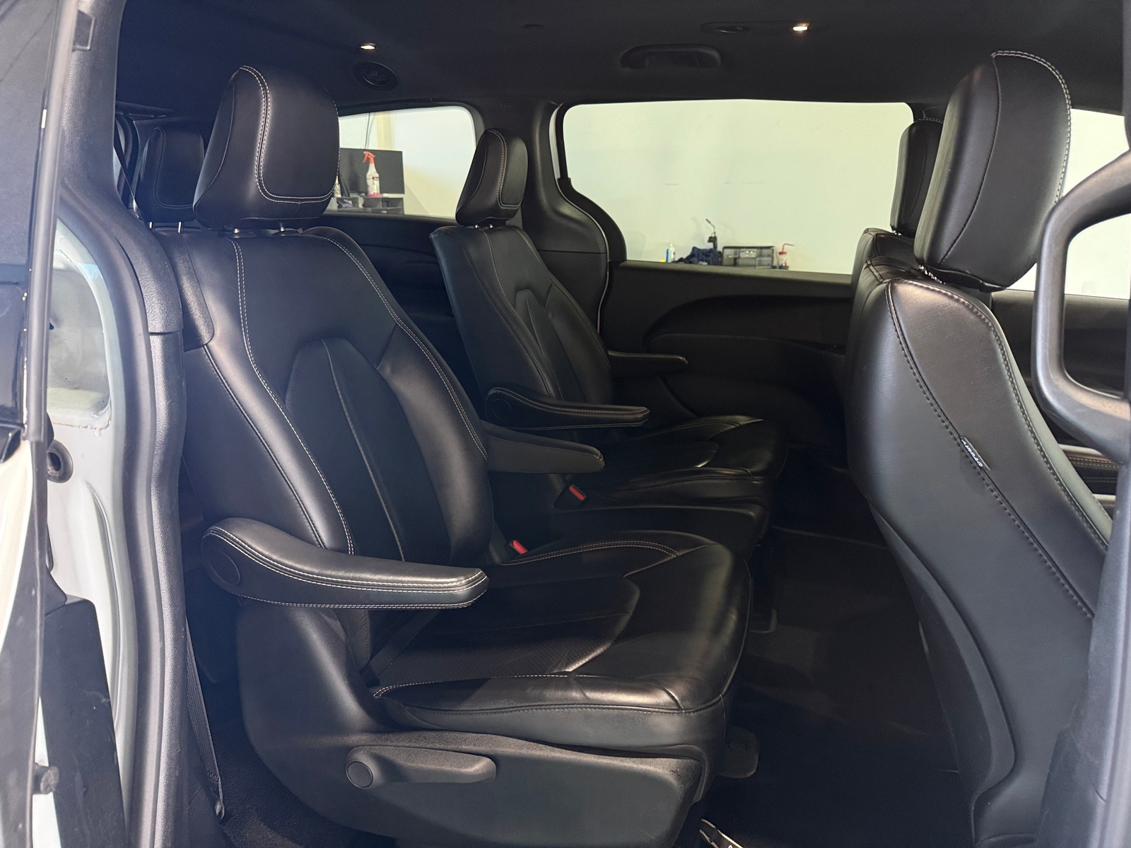 Thumbnail: 2024 Chrysler Pacifica - 5