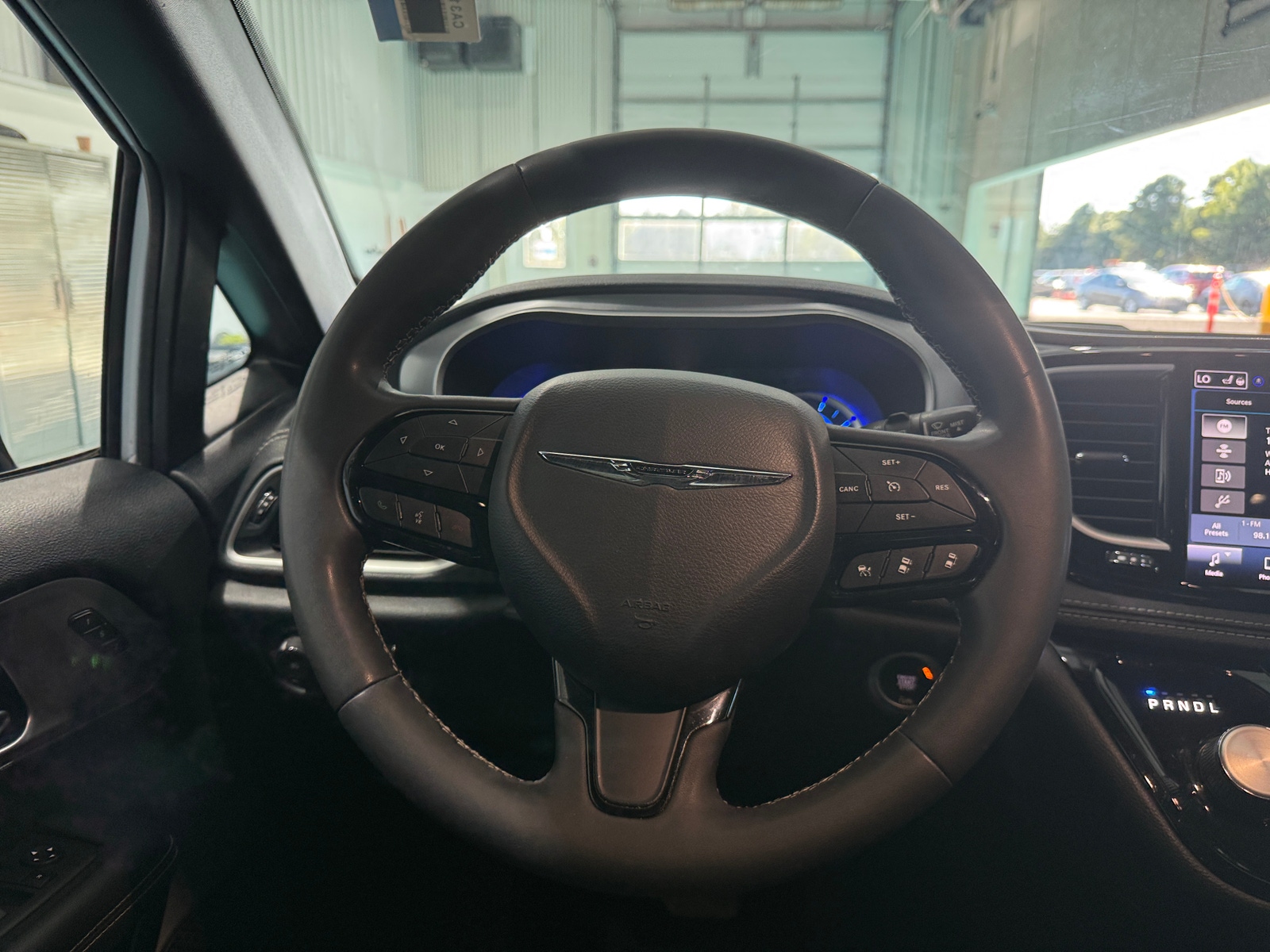 Thumbnail: 2024 Chrysler Pacifica - 4