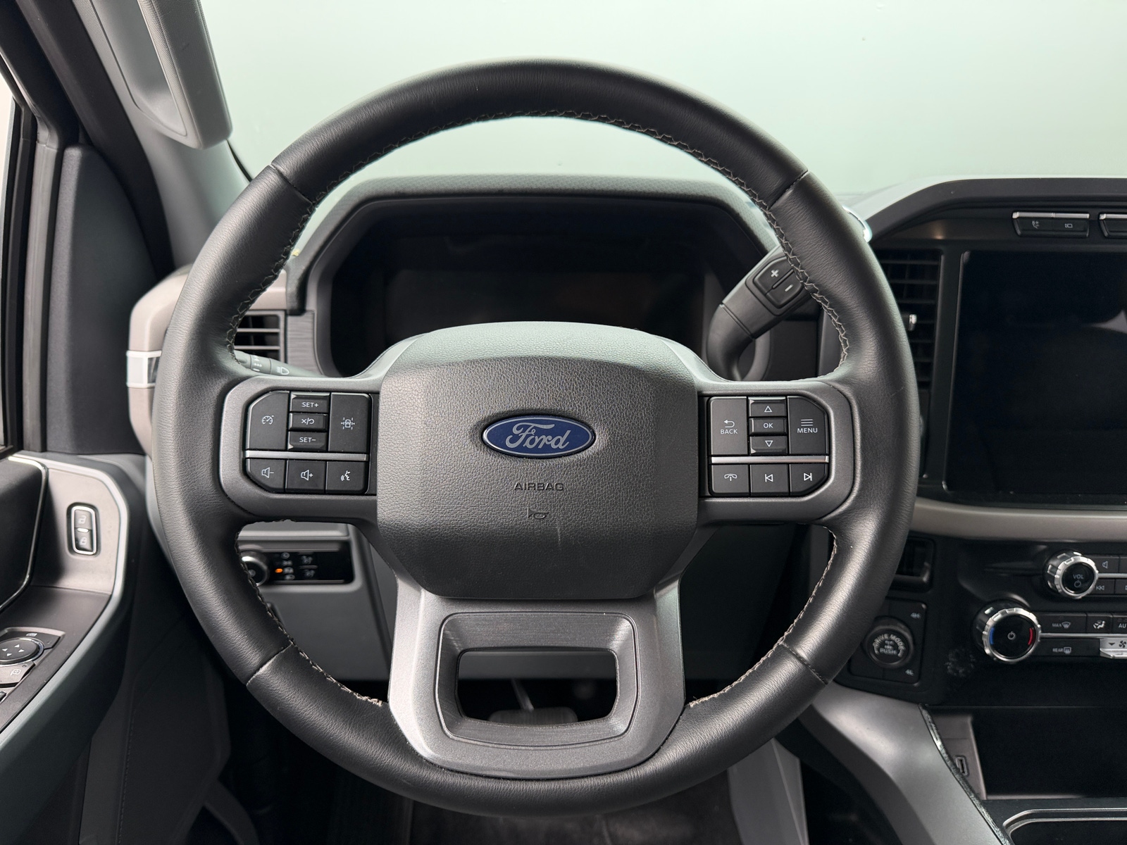 Thumbnail: 2024 Ford Econoline - 5