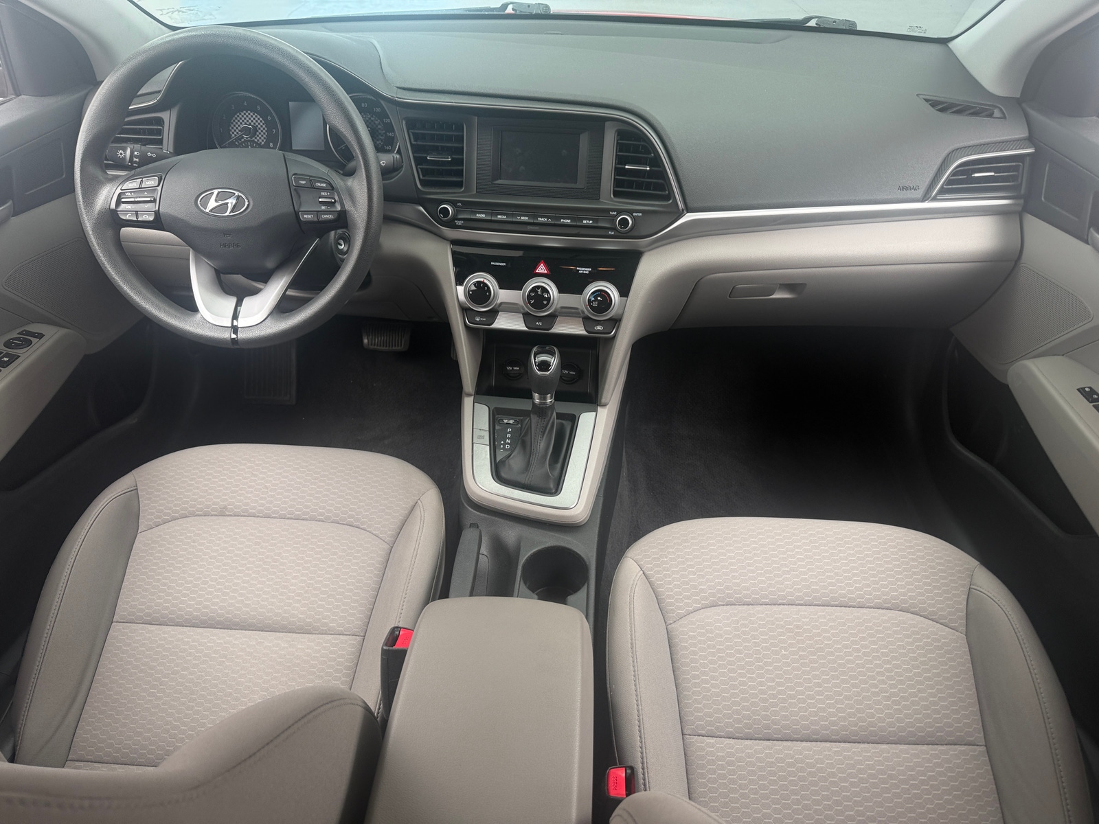 Thumbnail: 2019 Hyundai Elantra - 3
