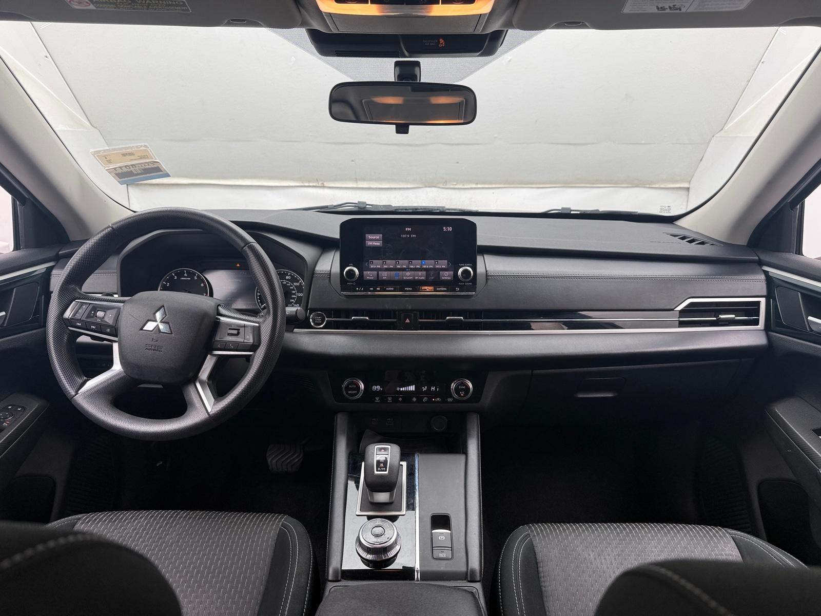 Thumbnail: 2022 Mitsubishi Outlander - 3