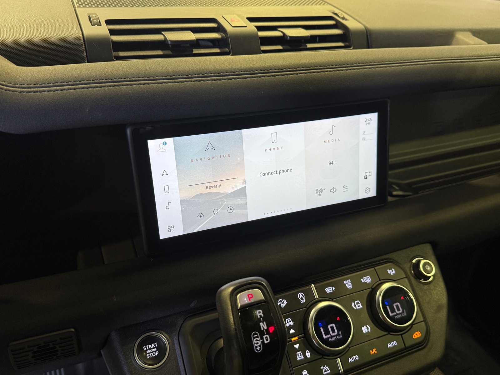 Thumbnail: 2021 Land Rover Defender - 4