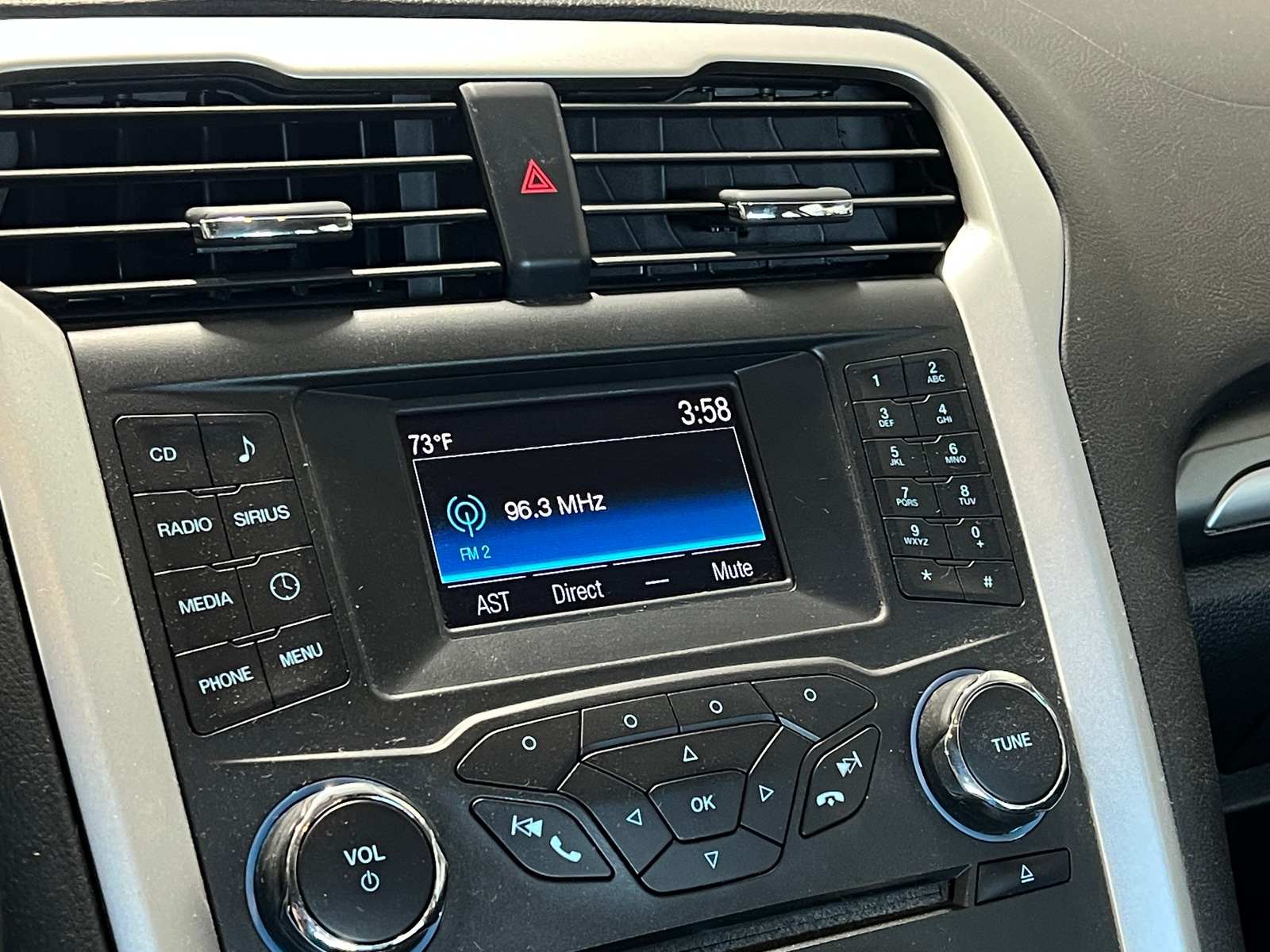 Thumbnail: 2015 Ford Fusion - 4