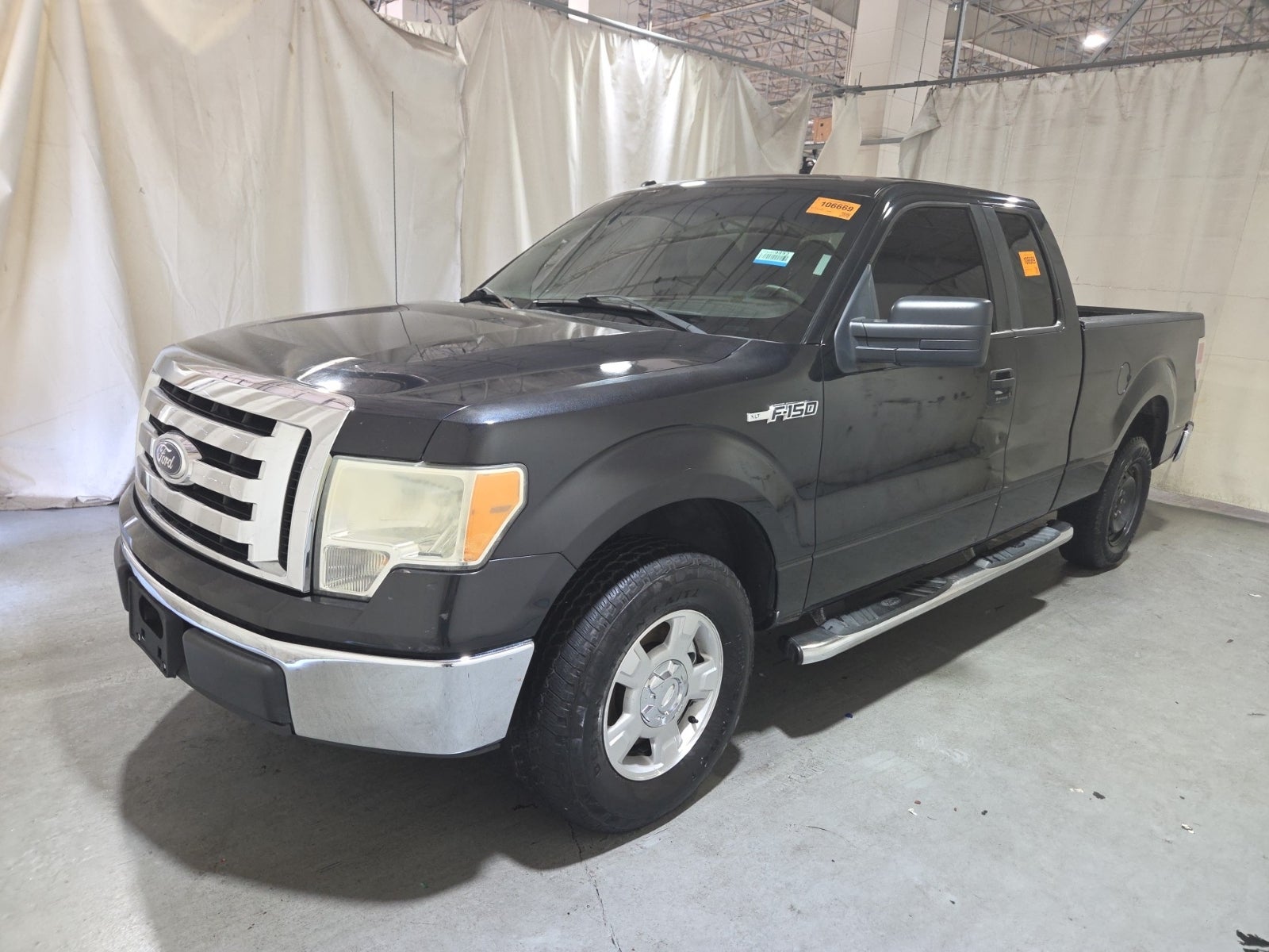 2010 Ford F-150 2WD Supercab 145" XLT